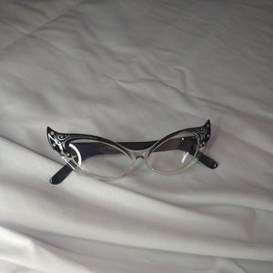 Retro Style Glasses/Fake Glasses/Cat Eye Glasses